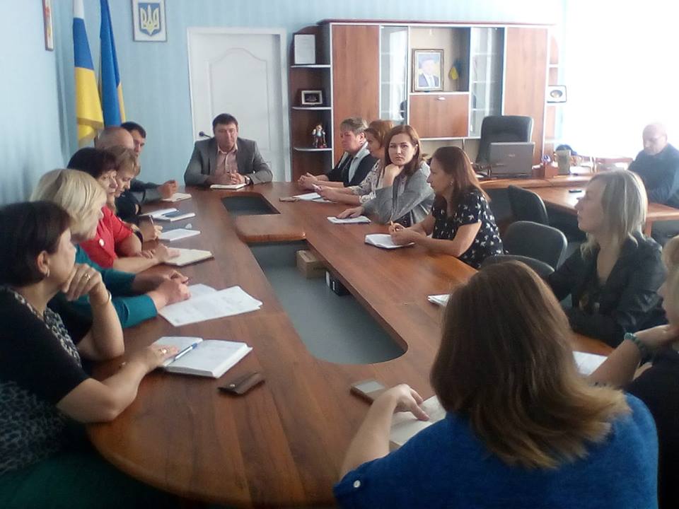 Голова райдержадміністрації Олександр Єрохін зустрівся з керівниками структурних підрозділів, установ і організацій району